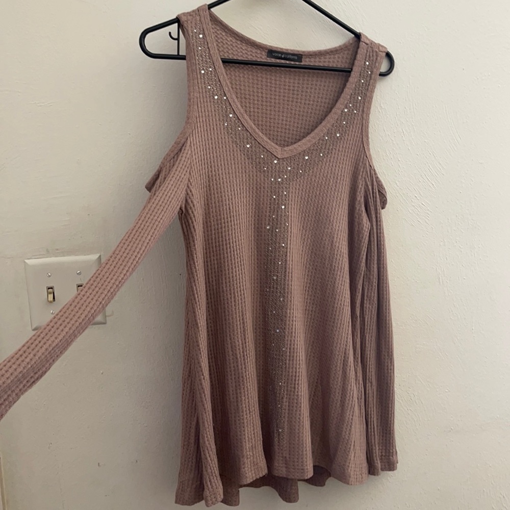 Size medium vocal thermal cold shoulder rhinestone top